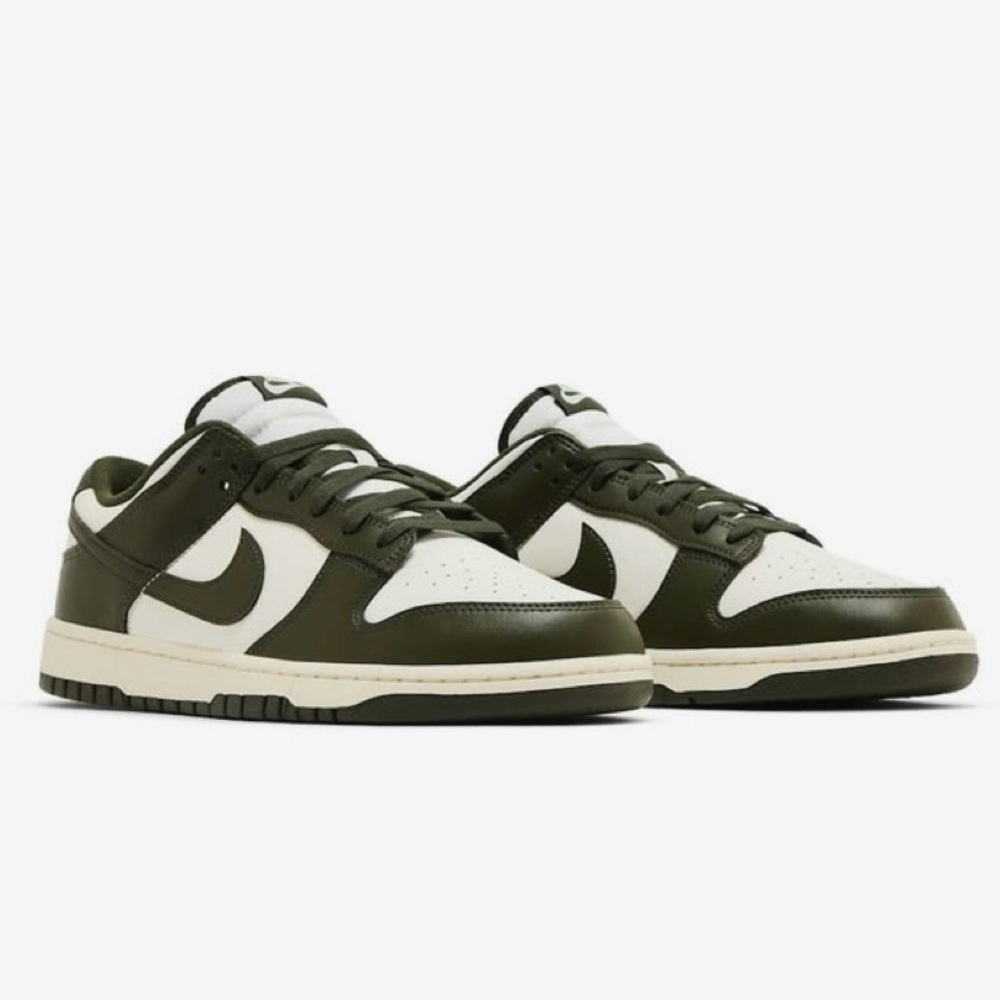 Nike Dunk Low in Olive Green and White Men’s Size 10.5 - Picture 14 of 14